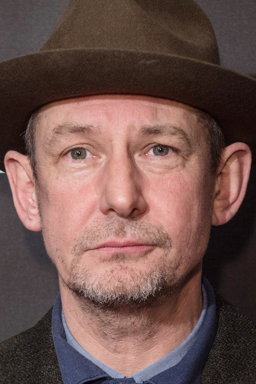 Ian Hart as Steve Davis in B. Monkey