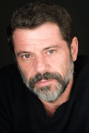 Manuel Wiborg as Fernando in Skin