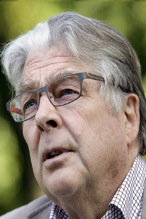 Alfred Heppener as Remco Albrecht in Lotgenoten