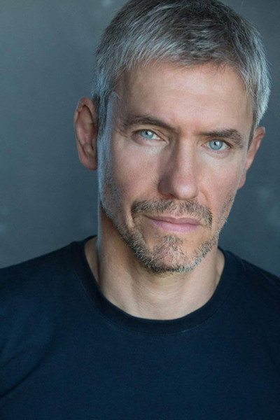 Sean Buchanan as Eddie in Mud Boy