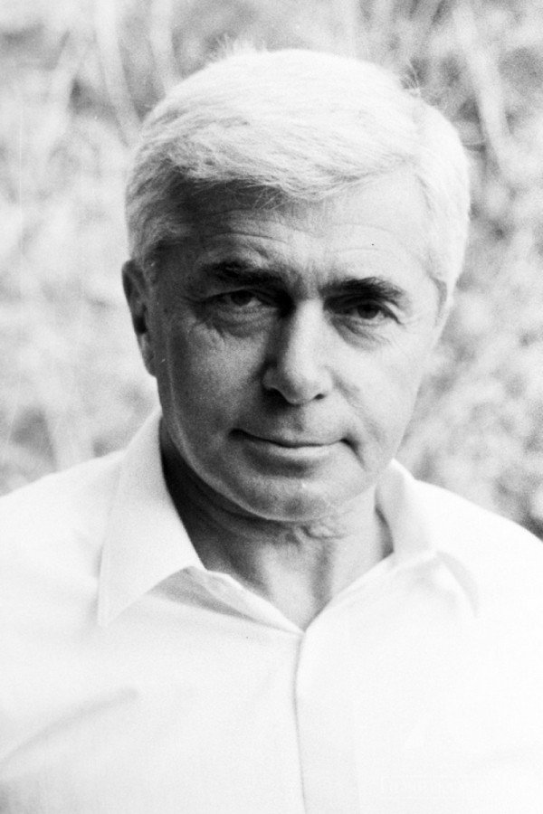 Marek Piwowski as tato Cygana in Love By Chance