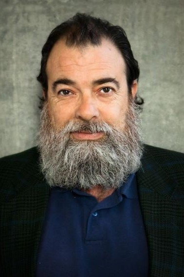 Tiriel Mora as Martin di Stasio in Frontline
