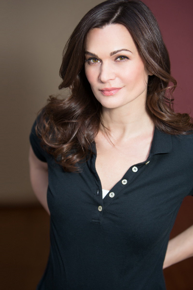 Deborah Zoe as Arlene Gelb in White Rush