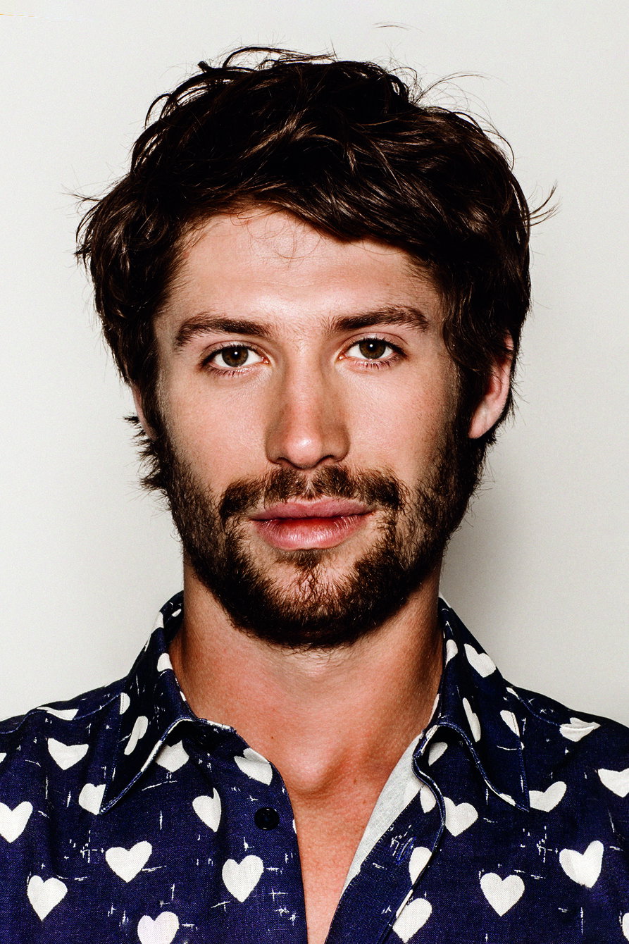 Niels Gomperts as Alexander in Brothers