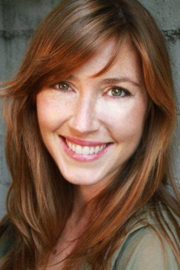 Katherine Flynn as Annie MacIntyre in Perfectly Prudence