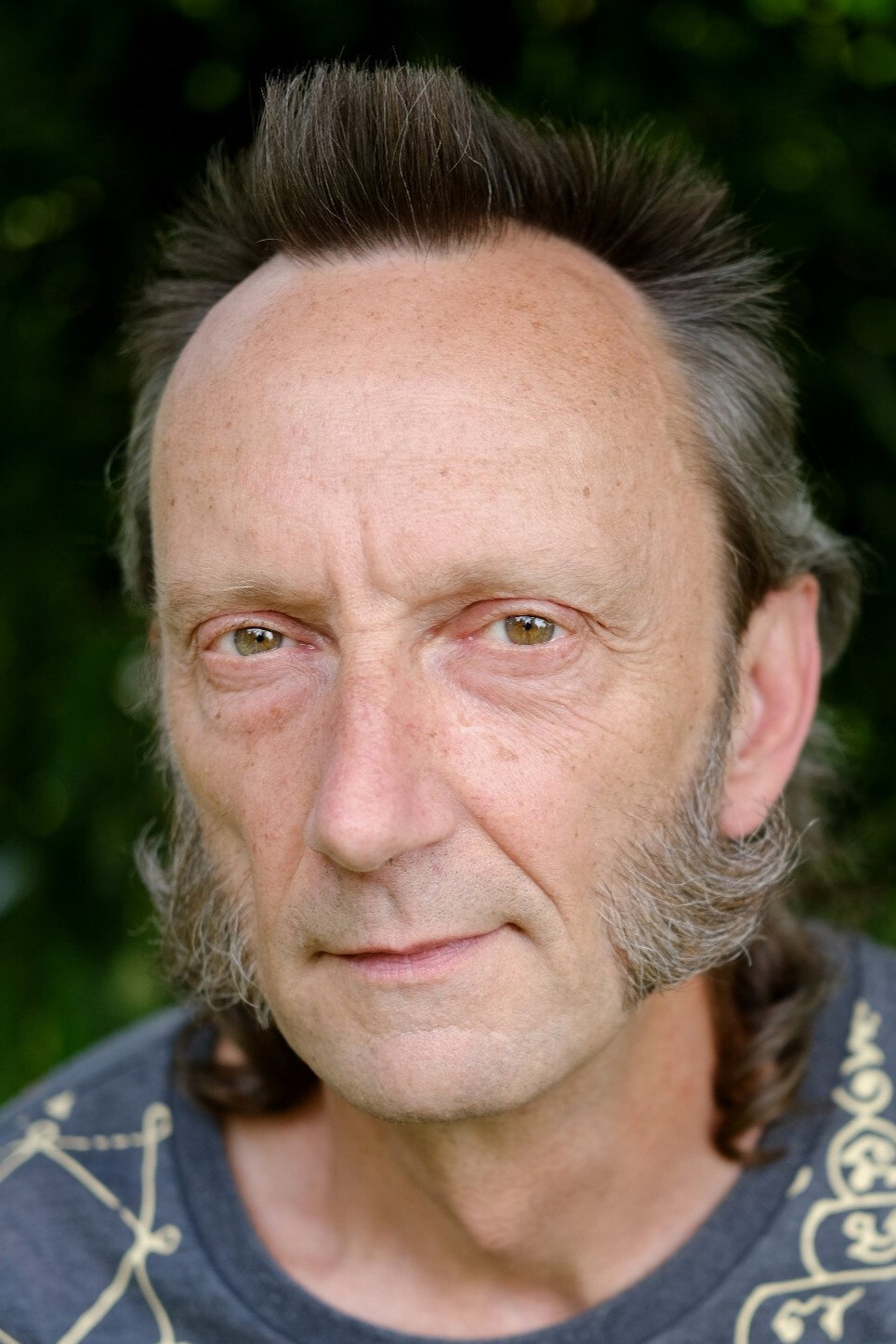 Jean-Marc Noirot-Cosson as Un bookmaker in Our Heroes Died Tonight