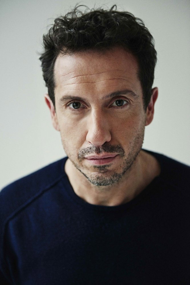 Jacob Derwig as Gerard Spruit in Een moord kost meer levens