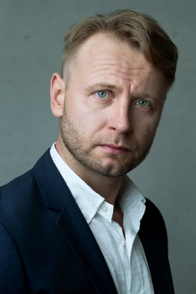 Konrad Marszałek as Rysio in How to Steal 100 Million