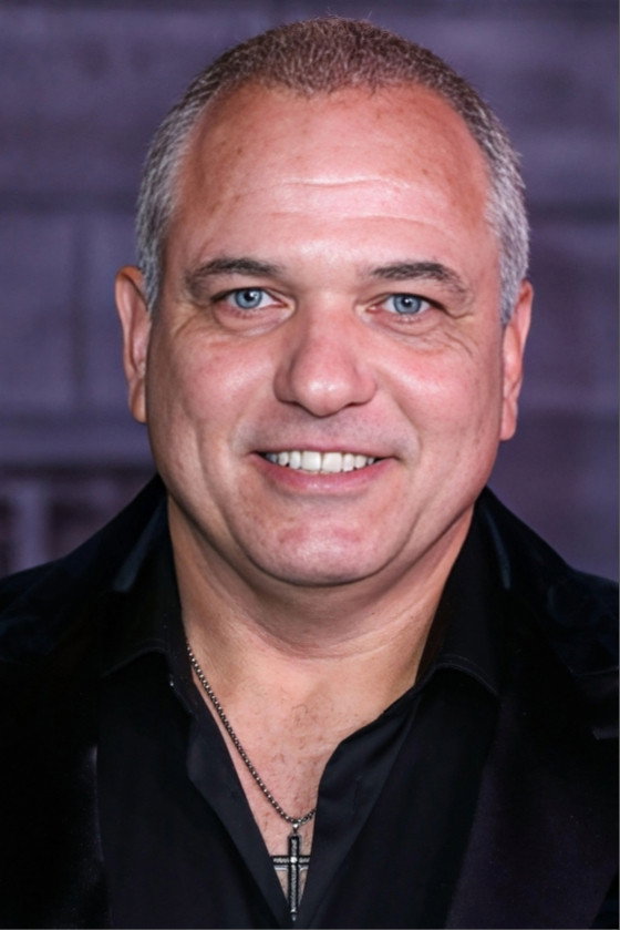 Carlos Guerrero as Carlos Perez in I Survived