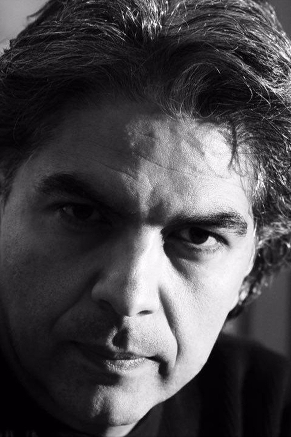 Mehdi Ahmadi as Professor in White Nights