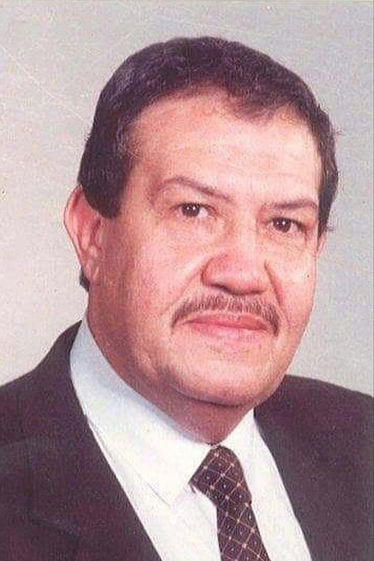 Farouk El Rashedy as طهمان in ألف ليلة وليلة: ذات المال