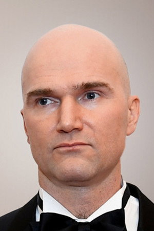 Егор Баринов as Khrustalev in Guys from Mars