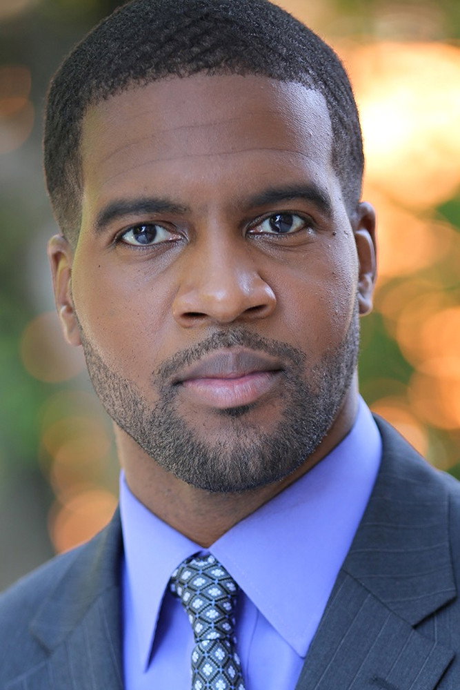 Aaron Wiggins as Eric Barnett in Things My Daddy Should've Told Me