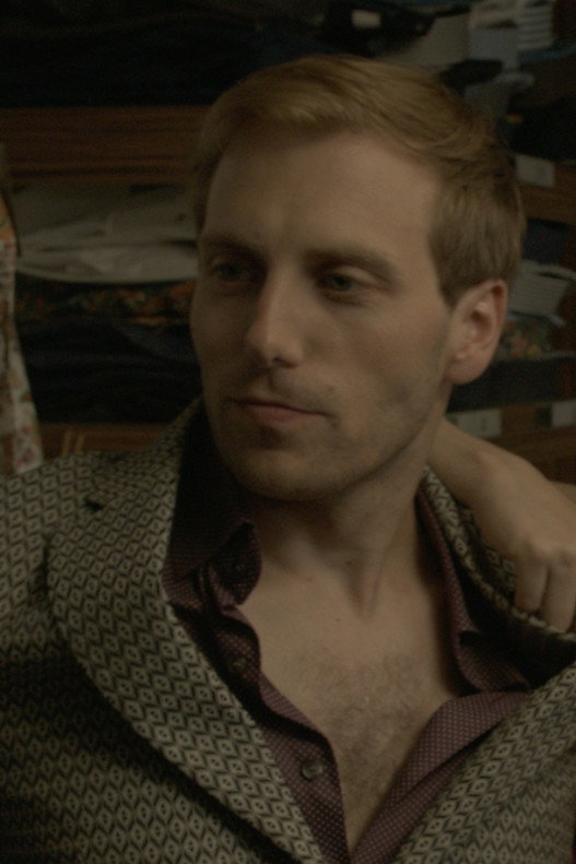 Sven Gey as Robert in Pixelschatten