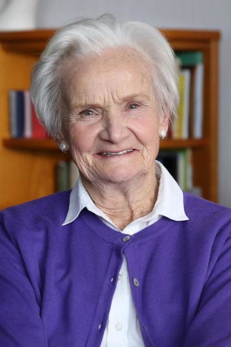 Johanna Penski as Mrs Schidowski in Dogfood