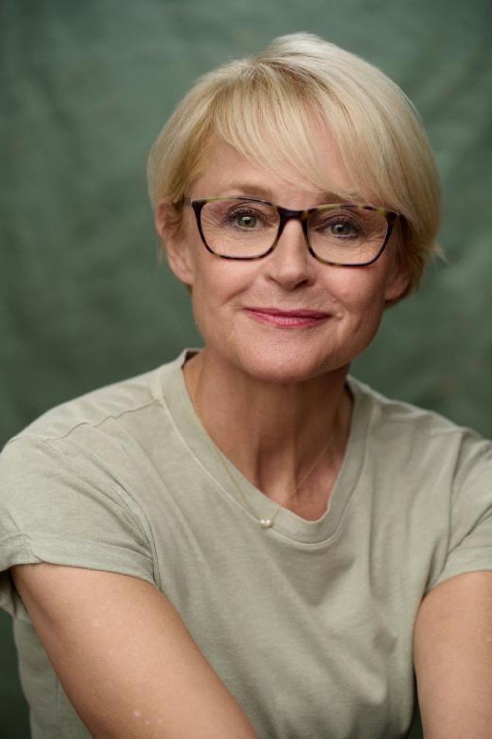 Jane Dibb as Social Worker in Youthie