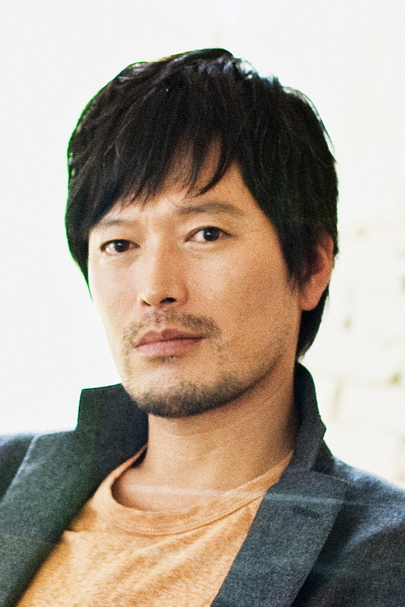 정재영 as Jin Sang-pil in Assembly
