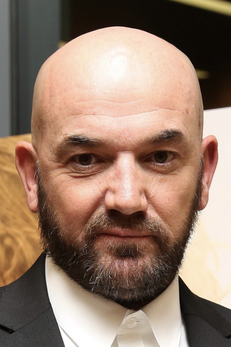 Paul Ireland as Andy in Outland