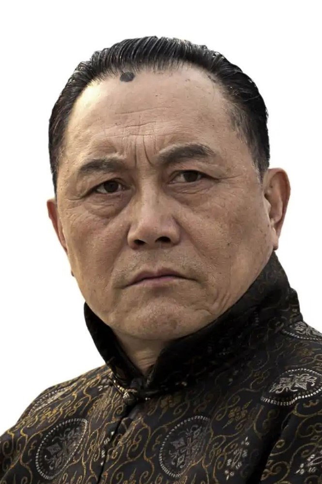 Zhang Dong Sheng as Village headman in 校花的超级保镖之消失的村落