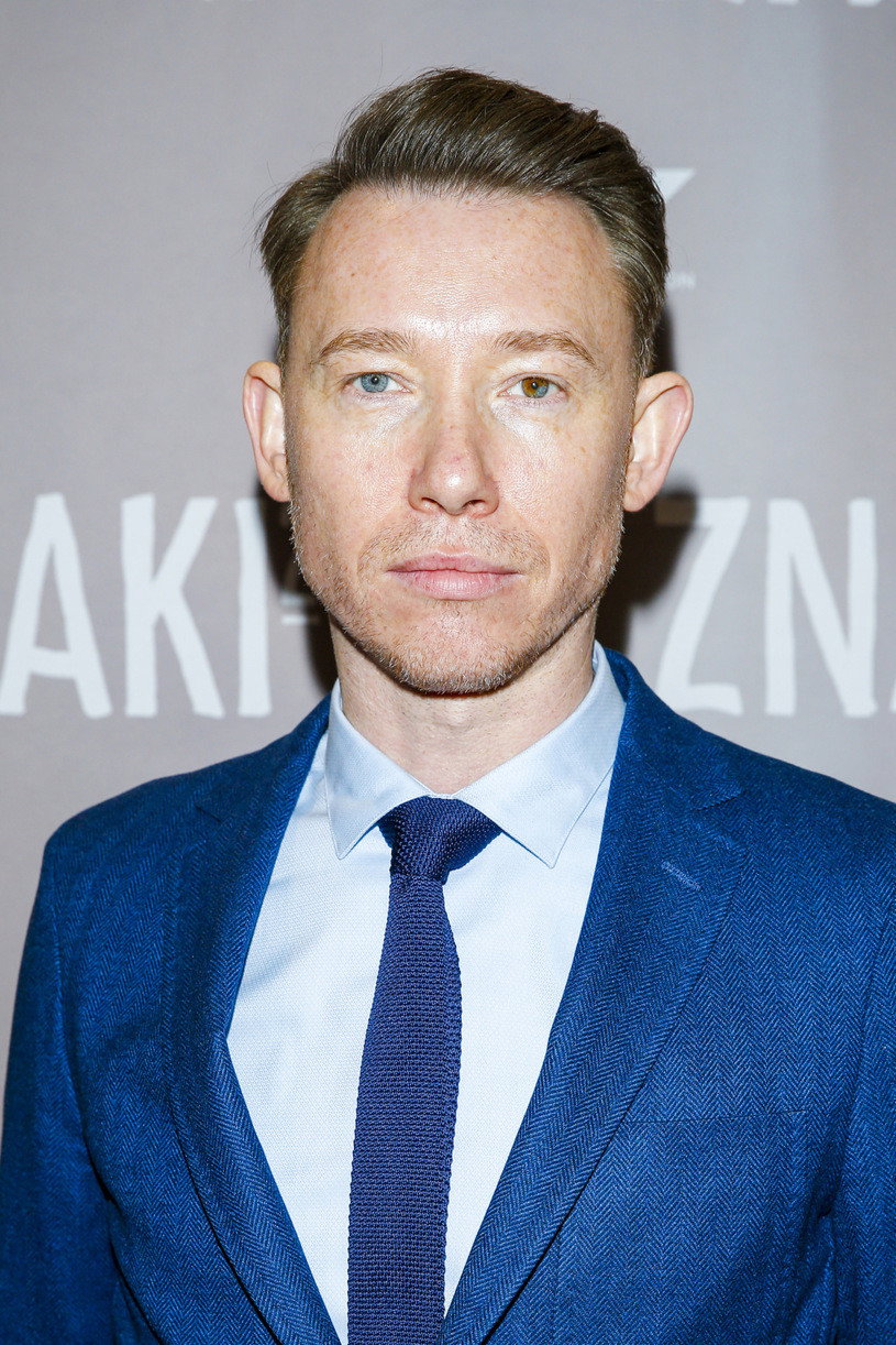Rafał Mohr as Lector (voice) in Pokonaj mnie, jeśli potrafisz