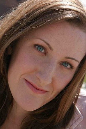 Jill Donnelly as Annie Leibovitz in iSteve