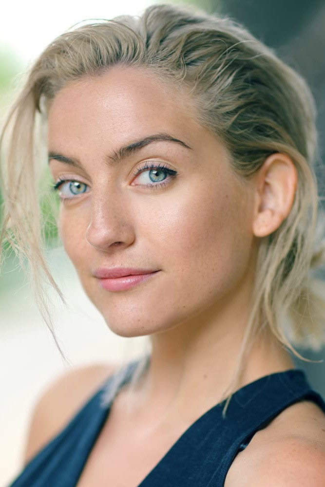 India Mullen as Katie Kiely in Red Rock