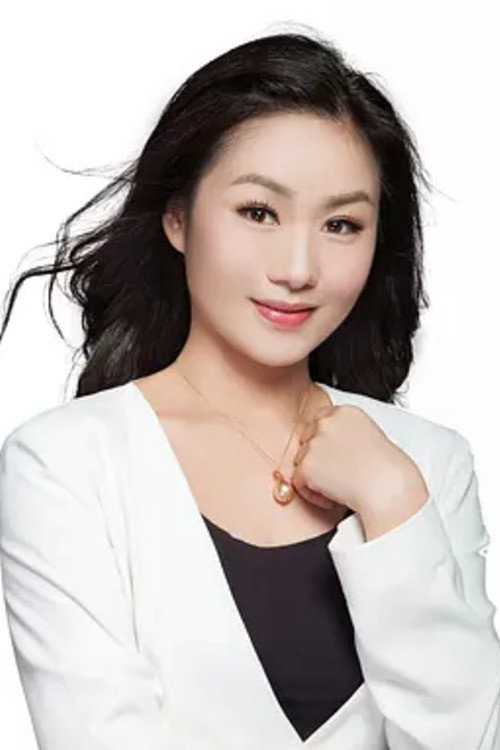 Zeng Xiaomin as 白素贞 in White Snake