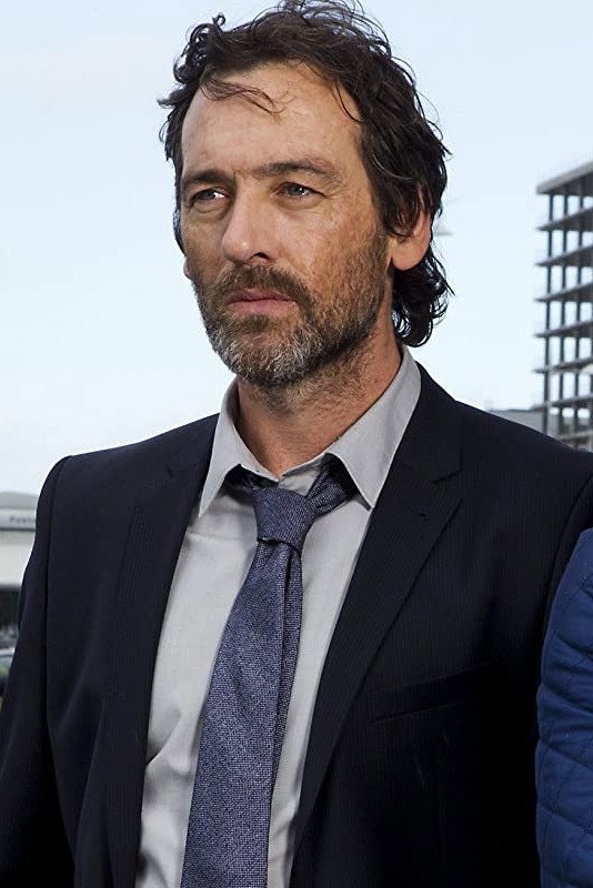 David Murray as Ben Bailey in Amber