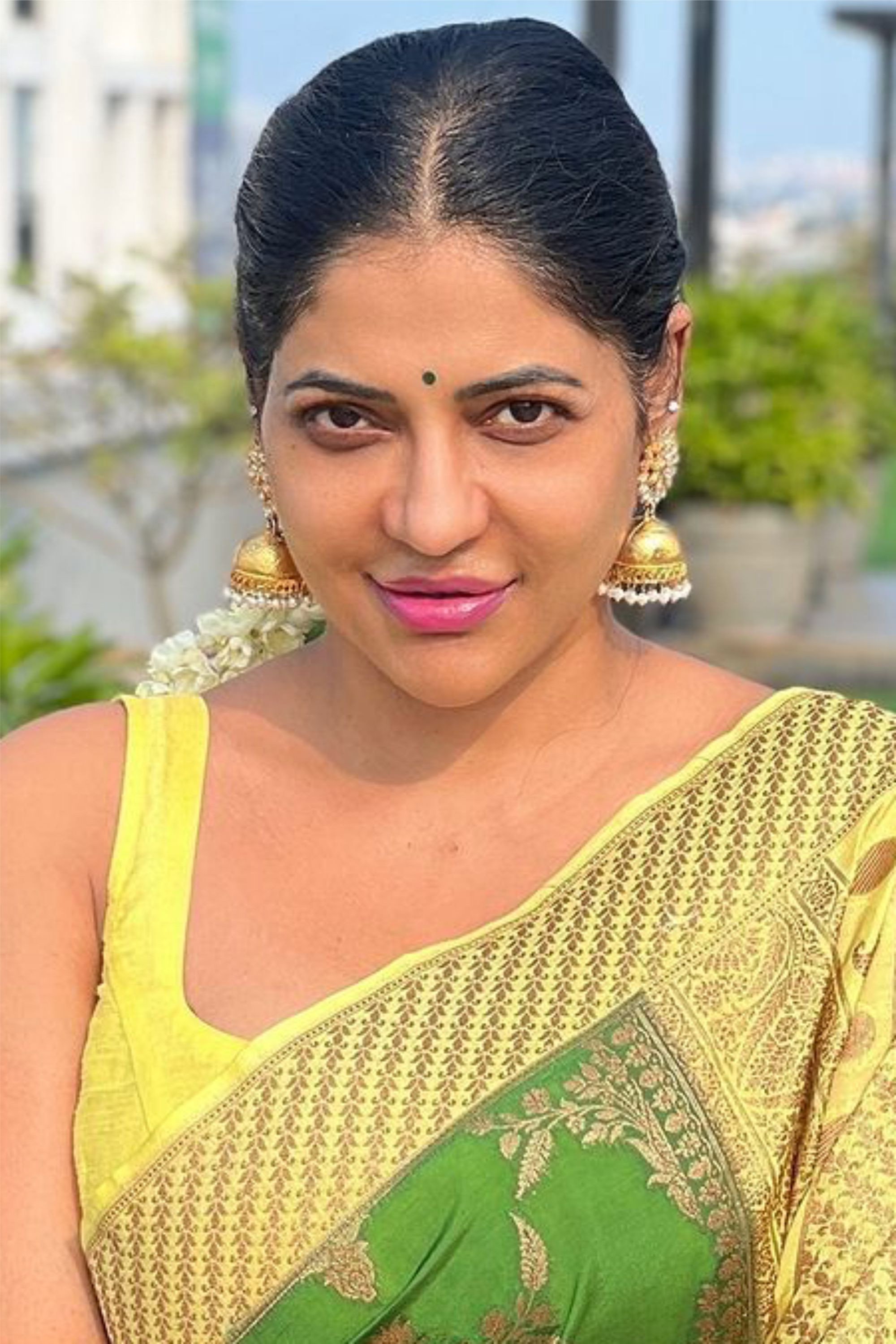 Reshma Pasupuleti as Devi in 3:33