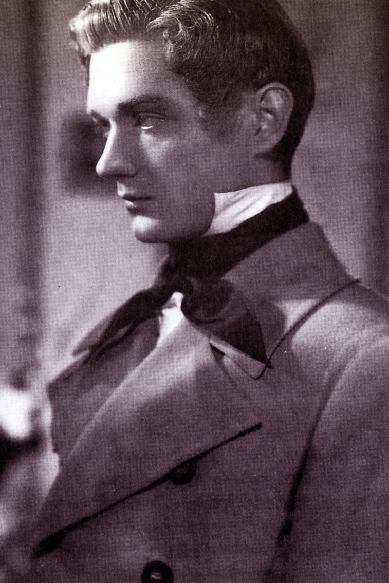 Carlo Minello as Carlo in La zia di Carlo