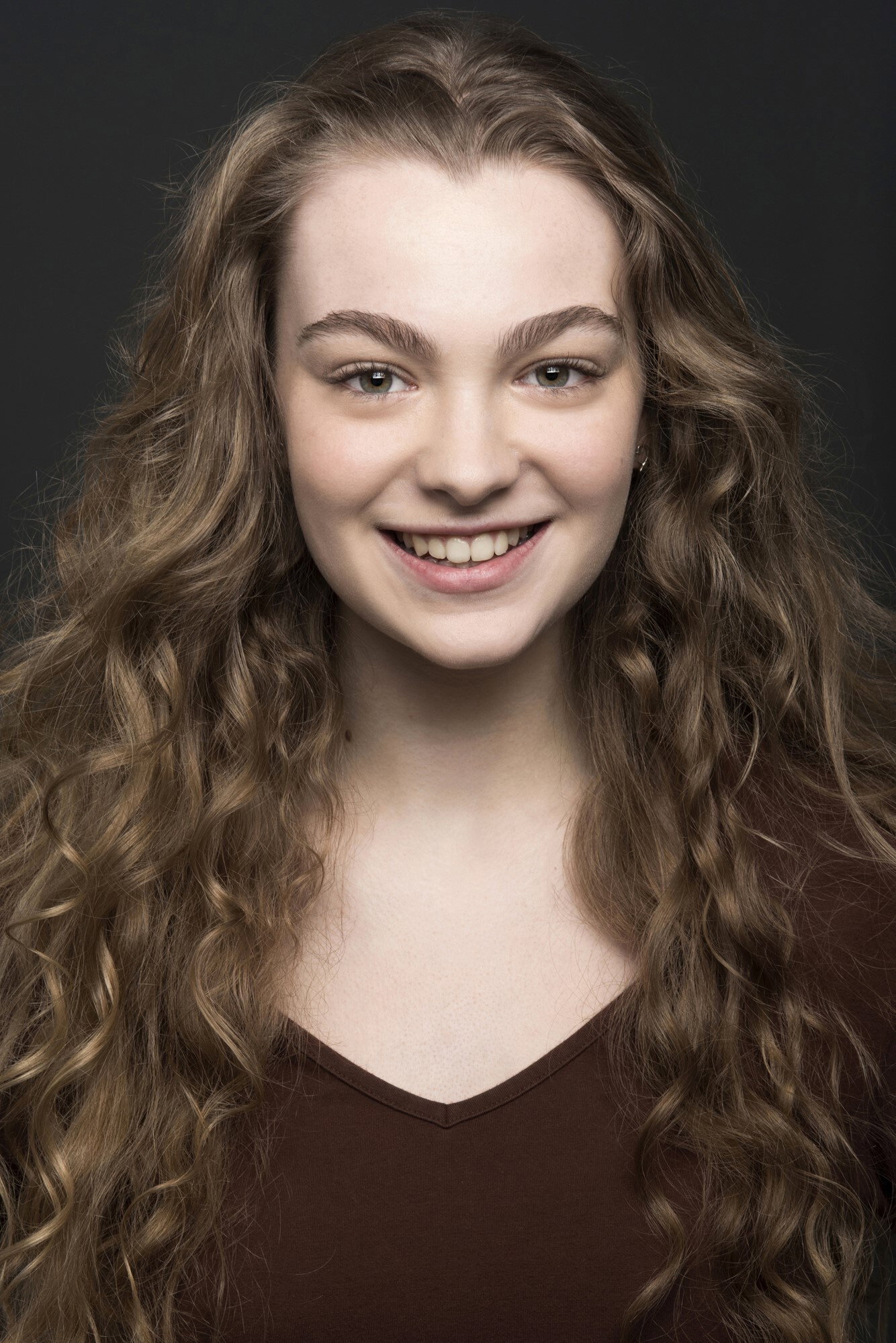 Ellie Bindman as Madison in Blonde. Purple