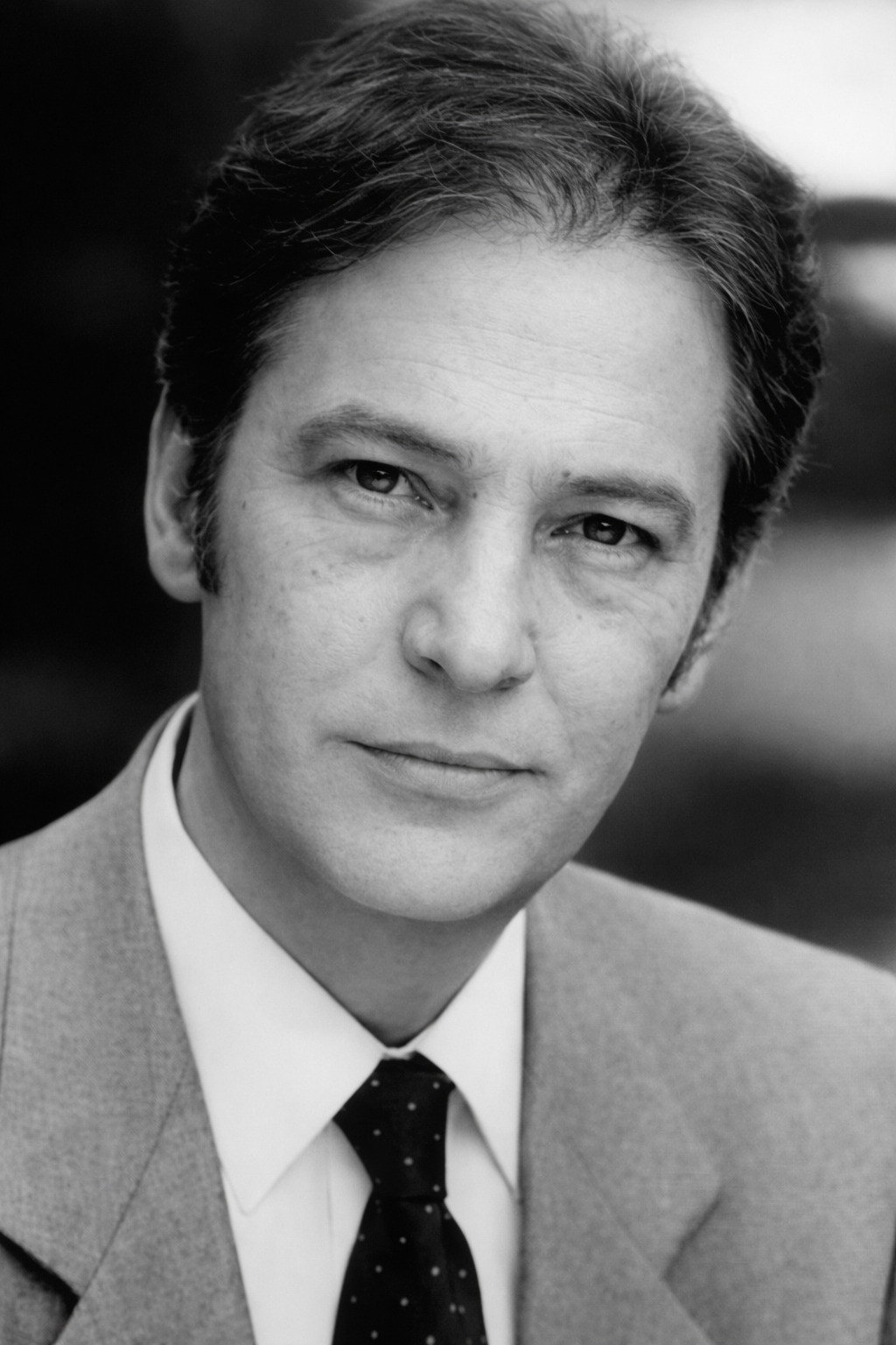 Enrique Lizalde as Mariano Casablanca in Alcanzar una estrella
