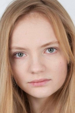 Екатерина Эссен as Надежда in Lilies