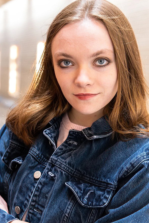 Chelsea Jurkiewicz as Caitlyn in The Seeding