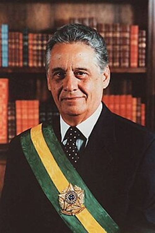 Fernando Henrique Cardoso as Self in Escravidão – Século XXI