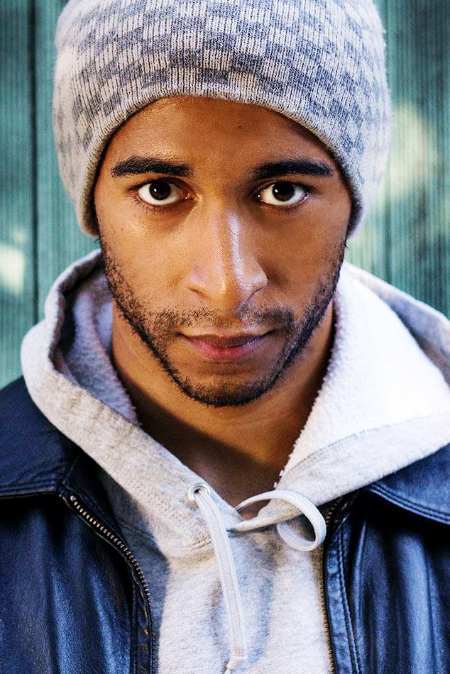 Vonzell Carter as Gully in The Broken Gear