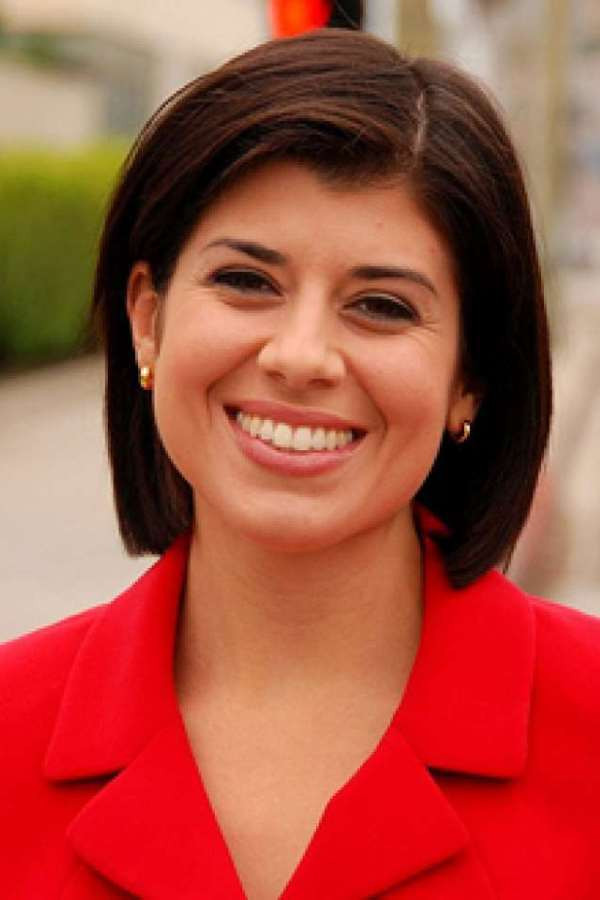 Lisa Hernandez as Paloma 'Mango' in Fotonovela