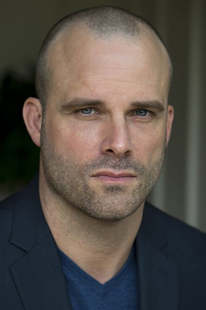 Dave MacDonald as Detective Moreland in Dance for Me
