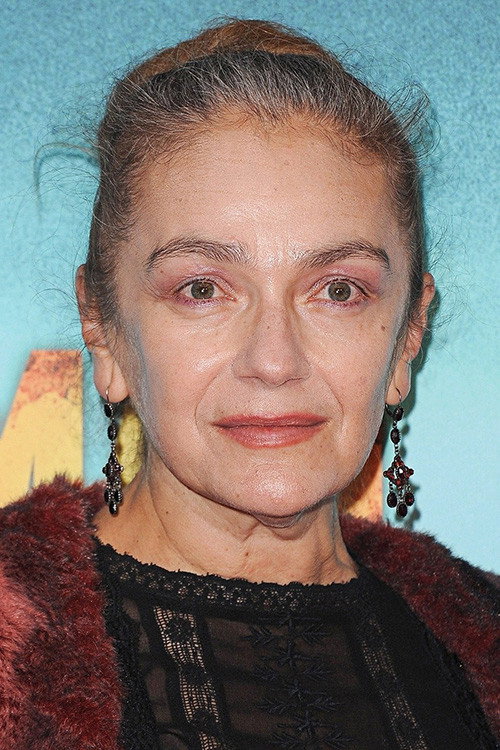 Melita Jurišić as Zorka in Transatlantic