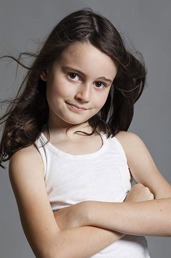 Ashley Silverman as Sammi in Left for Dead