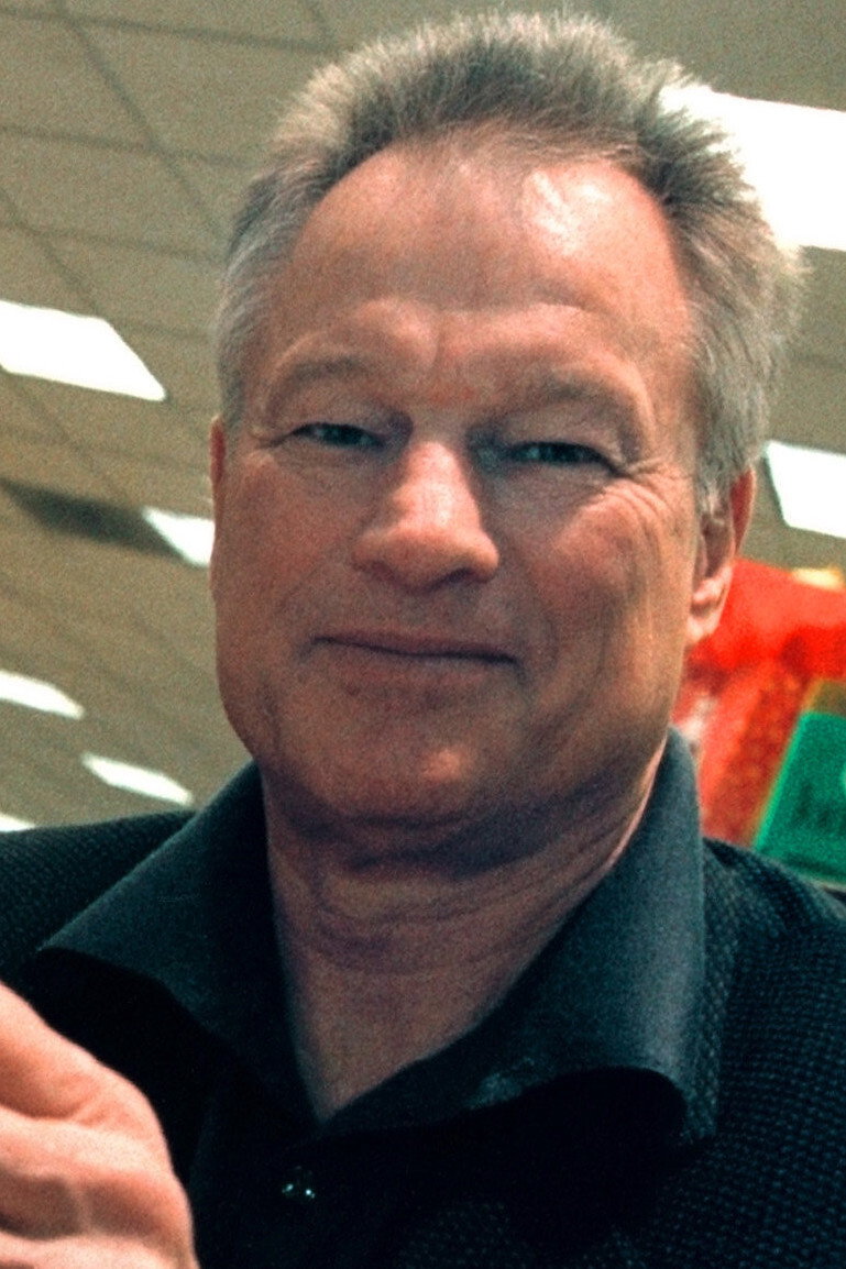 Jim Bouton as Terry Lennox in The Long Goodbye