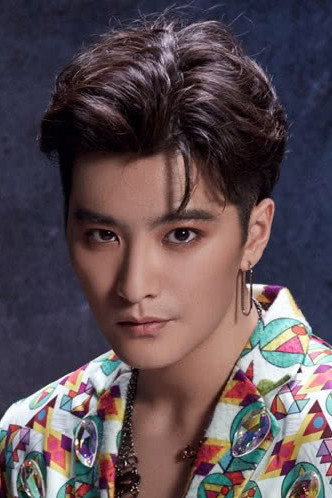 Chen Siyu as Gong Sun Mo in Fake Princess