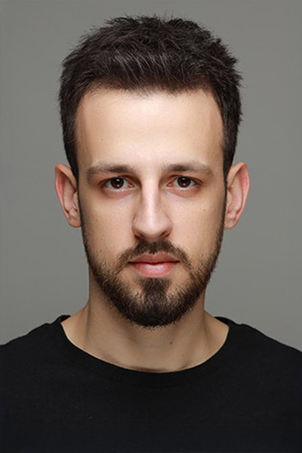 Ege Tanman as Osman in Five Cities