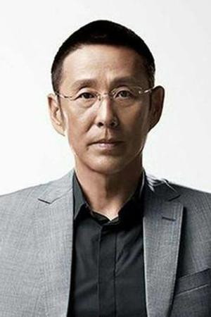 陈道明 as Emperor of Qing in Joy of Life