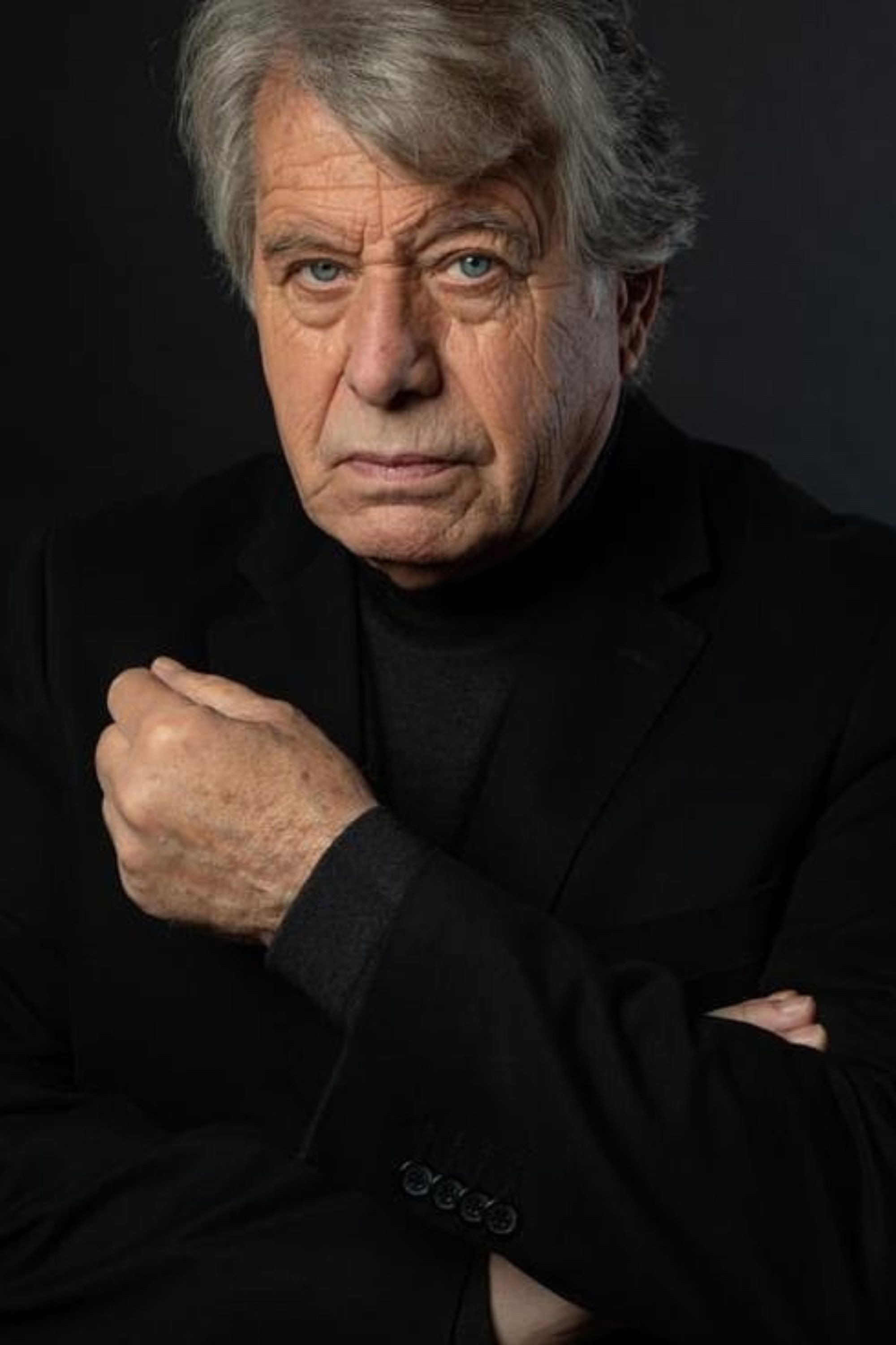 Jaume de Sans as Cosme in Farewell