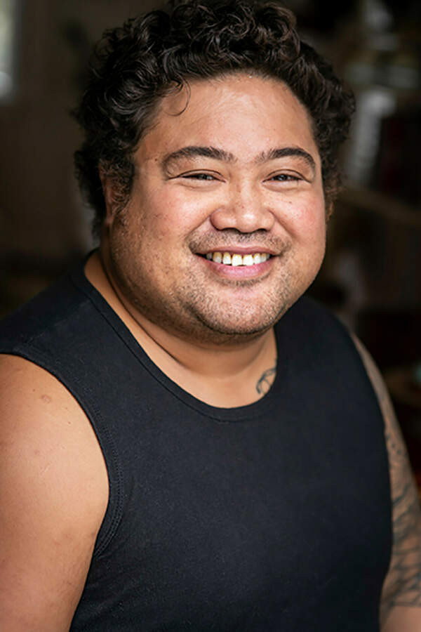 Semu Filipo as Old John in Devil in the Gat