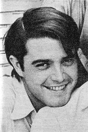 Gian Carlo Sartorello as Jorgito in Antônio Maria