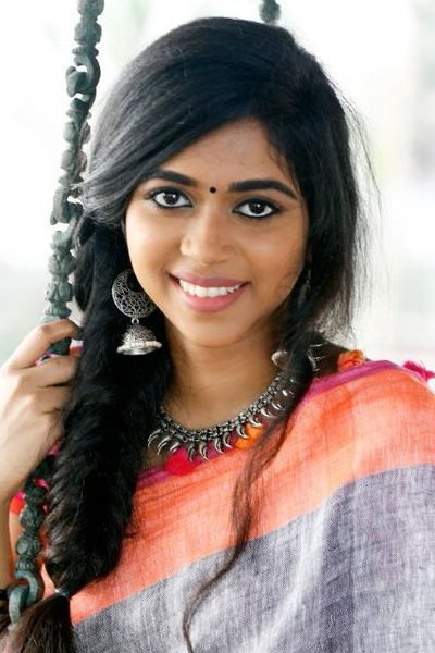 Lovelyn Chandrasekhar as Mythili in Ayali