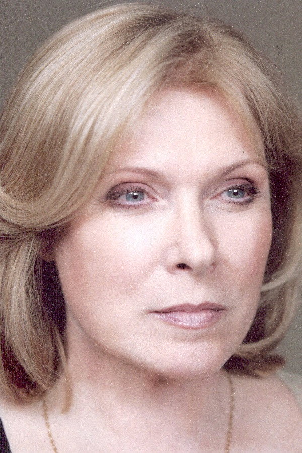 Angiola Baggi as Dottoressa Olivieri in Cronaca nera