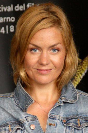 Nína Dögg Filippusdóttir as Ragga in Prisoners